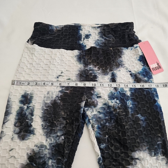 Fire & Fleur Blue Tie Dye Scrunch Butt Leggings 2X NWT Textured High Waisted - Picture 8 of 10